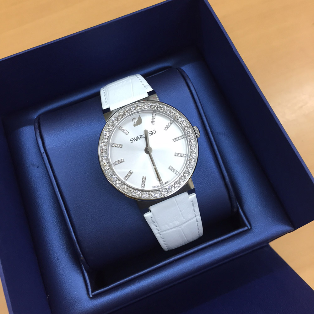 スワロフスキーの腕時計を高価買取する埼玉県にある夢市場プレミアです。 | 関東を中心に埼玉、千葉のブランド買取なら夢市場プレミア